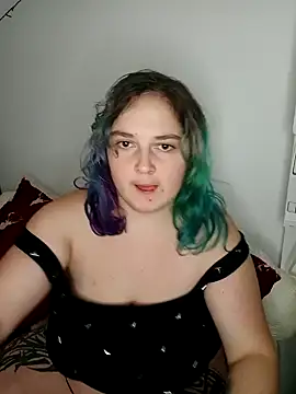 Snapshot of LadyRochester chatting on December 15, 2024, 1:54 pm LadyRochester online show from December 15, 2024, 1:54 pm