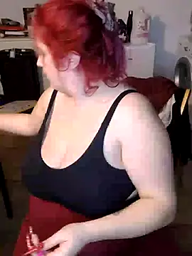 Snapshot of LadyRochester chatting on February 20, 2025, 11:54 pm LadyRochester online show from February 20, 2025, 11:54 pm