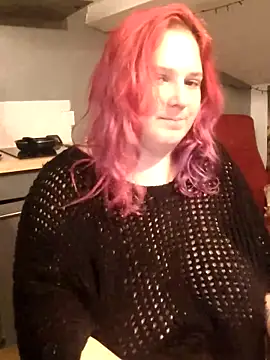 Snapshot of LadyRochester chatting on March 17, 2025, 10:28 pm LadyRochester online show from March 17, 2025, 10:28 pm