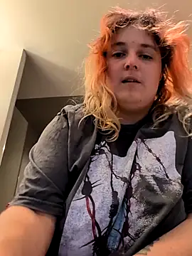 Snapshot of LadyRochester chatting on September 17, 2025, 10:44 pm LadyRochester online show from September 17, 2025, 10:44 pm