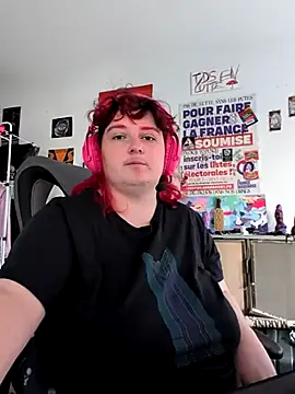 Snapshot of LadyRochester chatting on May 1, 2026, 3:27 pm LadyRochester online show from May 1, 2026, 3:27 pm