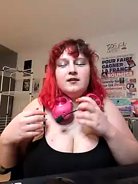 Snapshot of LadyRochester chatting on May 8, 2026, 6:24 pm LadyRochester online show from May 8, 2026, 6:24 pm