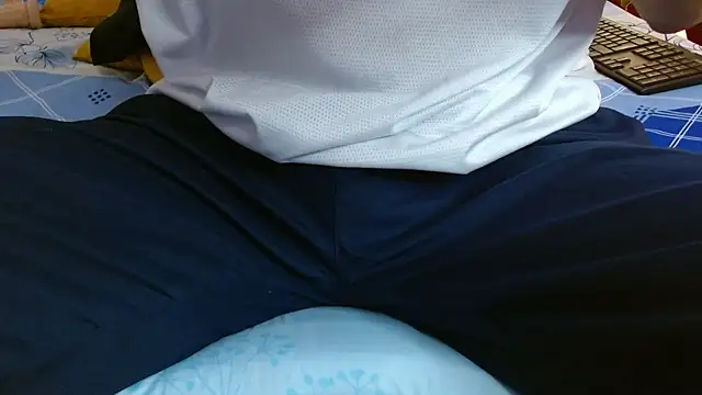 nickolas moon online show from December 26, 2024, 6:43 pm