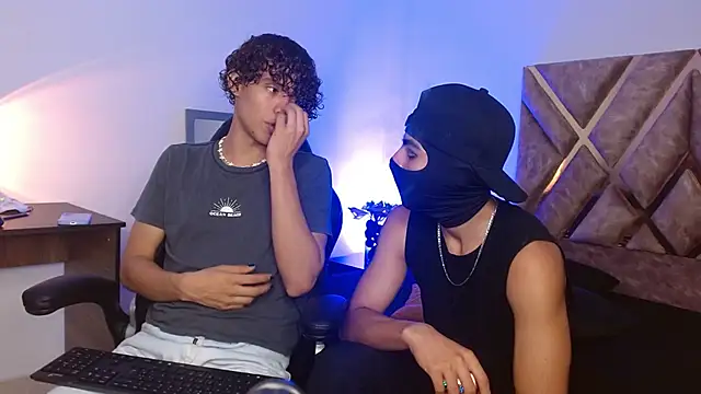 nickolas moon online show from February 23, 2025, 1:53 pm