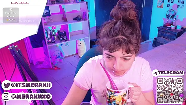 meraki fraise online show from May 5, 2026, 7:44 pm