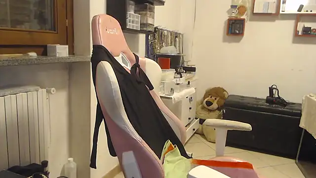 Snapshot of valerysexy chatting on October 22, 2025, 9:03 pm valerysexy online show from October 22, 2025, 9:03 pm