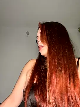 NatyOlson online show from November 1, 2025, 3:41 am