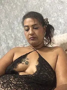 daddyzgal online show from December 8, 2024, 6:06 pm