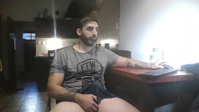 Snapshot of ozzypsico13 chatting on March 14, 2025, 11:23 am ozzypsico13 online show from March 14, 2025, 11:23 am