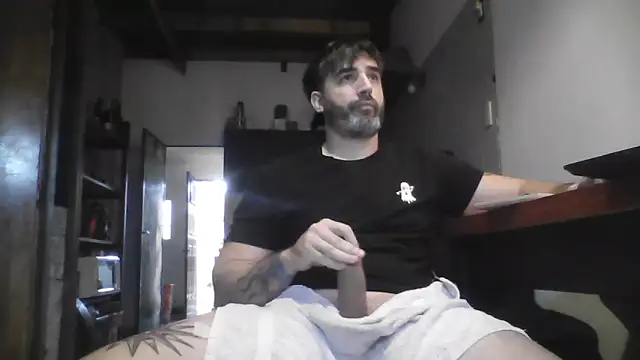 Snapshot of ozzypsico13 chatting on June 12, 2026, 5:01 pm ozzypsico13 online show from June 12, 2026, 5:01 pm