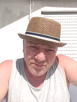 Wertuosi online show from September 15, 2025, 9:42 am