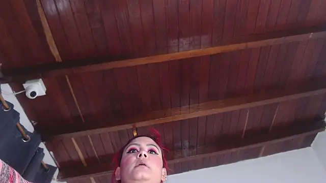 Snapshot of Amara_Red chatting on October 10, 2025, 11:09 am Amara Red online show from October 10, 2025, 11:09 am