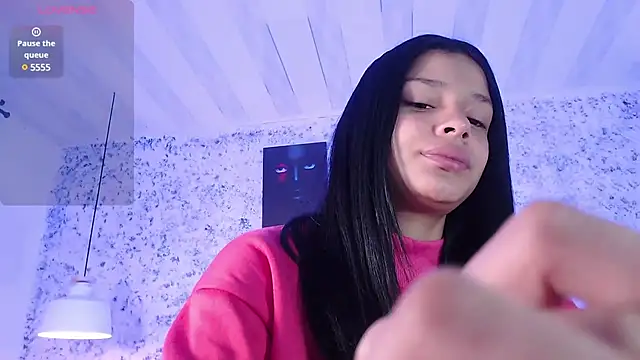 Zoee babygirl online show from February 21, 2025, 1:22 pm