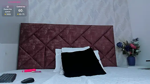  karla Brunette  online show from December 14, 2024, 4:20 pm