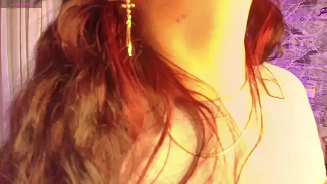 Snapshot of loren_tits24 chatting on February 21, 2026, 12:33 am loren tits24 online show from February 21, 2026, 12:33 am