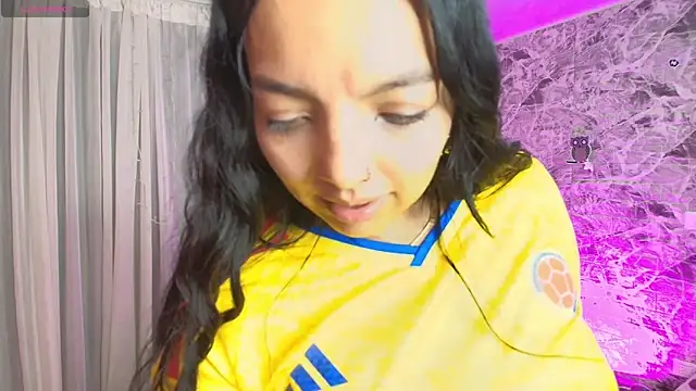 Snapshot of loren_tits24 chatting on March 27, 2026, 12:27 am loren tits24 online show from March 27, 2026, 12:27 am