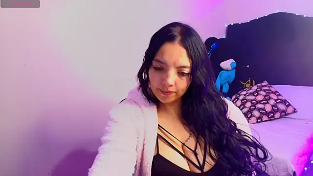 loren tits24 online show from May 9, 2026, 10:48 pm