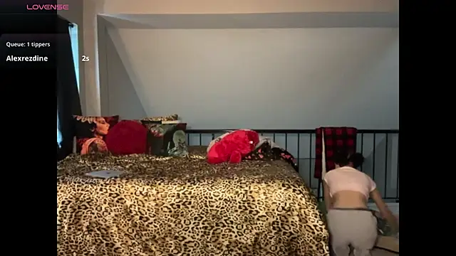 babybimbo online show from February 22, 2026, 7:45 pm