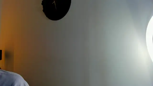 Snapshot of AnnyCherry_ chatting on October 20, 2025, 11:27 pm AnnyCherry online show from October 20, 2025, 11:27 pm