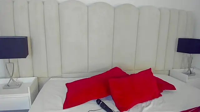 AnnyCherry  online show from December 2, 2025, 11:34 pm