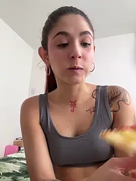 Snapshot of AnnyCherry_ chatting on March 12, 2026, 7:42 pm AnnyCherry online show from March 12, 2026, 7:42 pm