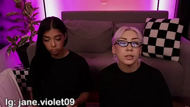 jane hart  online show from December 15, 2025, 12:59 am