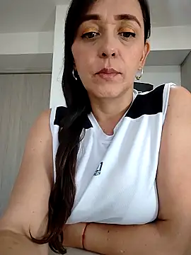 natalie cowens online show from January 6, 2026, 8:56 pm