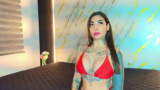 EmiliMontero online show from July 1, 2026, 2:46 am