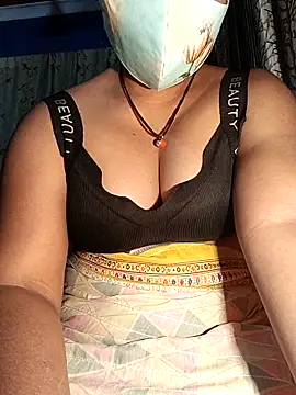 Snapshot of CAFE134_768 chatting on October 14, 2025, 6:31 pm CAFE134 768 online show from October 14, 2025, 6:31 pm