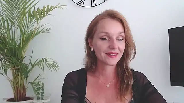 AliciaDesire online show from September 9, 2025, 1:10 pm