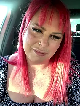 redxxxvixen online show from March 4, 2025, 3:59 pm