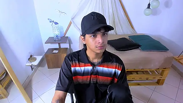 Snapshot of Brand_habes chatting on September 26, 2025, 8:46 pm Brand habes online show from September 26, 2025, 8:46 pm