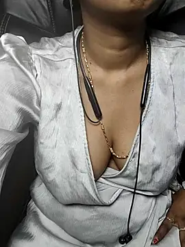 Anjali cute-Pondati online show from May 19, 2026, 1:44 am