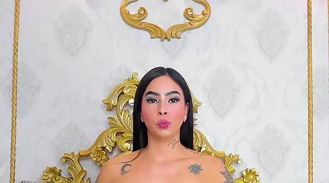 Snapshot of GiahDaniels chatting on February 7, 2025, 12:09 am GiahDaniels online show from February 7, 2025, 12:09 am