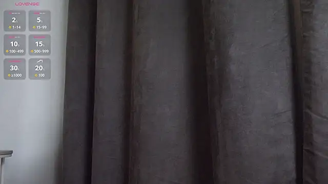 Snapshot of Victoria_Thomsons1 chatting on October 12, 2025, 12:37 pm Victoria Thomsons1 online show from October 12, 2025, 12:37 pm