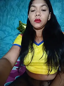 DIORA Latina online show from June 18, 2026, 3:07 am