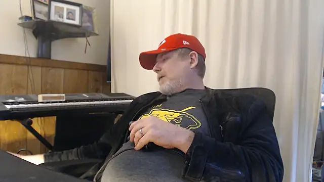 Snapshot of BrisonChase chatting on February 24, 2025, 3:31 pm BrisonChase online show from February 24, 2025, 3:31 pm