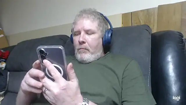 Snapshot of BrisonChase chatting on June 18, 2026, 9:14 am BrisonChase online show from June 18, 2026, 9:14 am