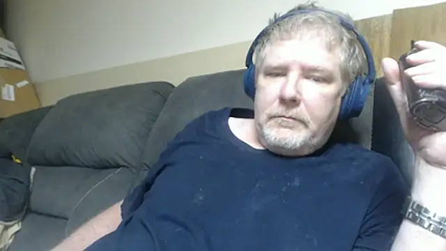 Snapshot of BrisonChase chatting on July 4, 2026, 7:42 pm BrisonChase online show from July 4, 2026, 7:42 pm