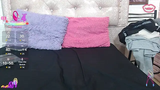 Snapshot of KataleyaStiward chatting on October 10, 2025, 1:10 pm KataleyaStiward online show from October 10, 2025, 1:10 pm