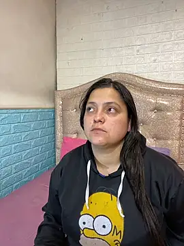 Snapshot of KataleyaStiward chatting on October 16, 2025, 1:01 pm KataleyaStiward online show from October 16, 2025, 1:01 pm