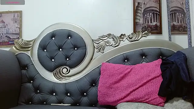 KataleyaStiward online show from May 4, 2026, 1:07 pm