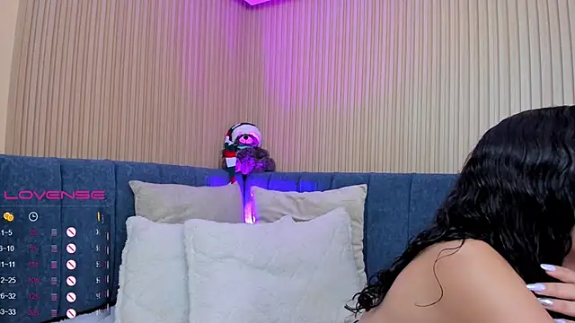 angeline teen online show from December 31, 2024, 12:04 pm
