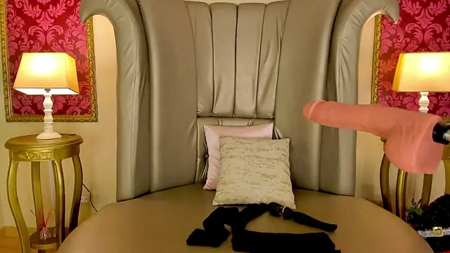 Colors-xx online show from October 10, 2025, 7:57 pm