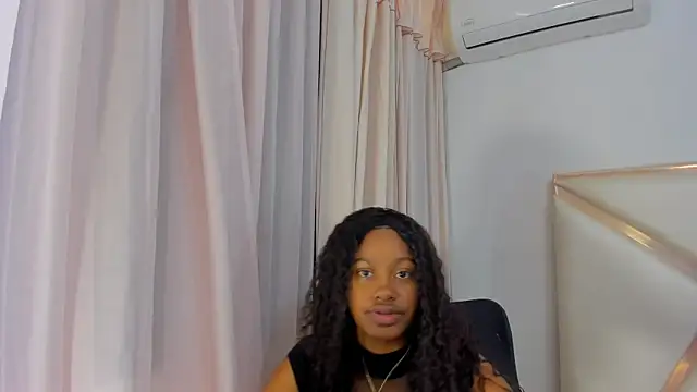 Snapshot of StormiHills chatting on October 13, 2025, 3:23 pm StormiHills online show from October 13, 2025, 3:23 pm