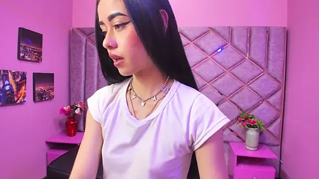 Snapshot of AnnySweett_ chatting on December 2, 2025, 4:57 pm AnnySweett online show from December 2, 2025, 4:57 pm