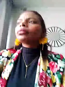 Lizeth rey1 online show from January 13, 2025, 6:27 pm
