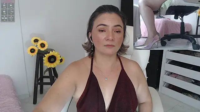 Snapshot of Ghada_milf chatting on December 4, 2024, 11:46 pm Ghada milf online show from December 4, 2024, 11:46 pm