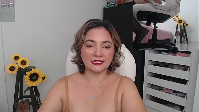 Snapshot of Ghada_milf chatting on December 6, 2024, 9:13 pm Ghada milf online show from December 6, 2024, 9:13 pm