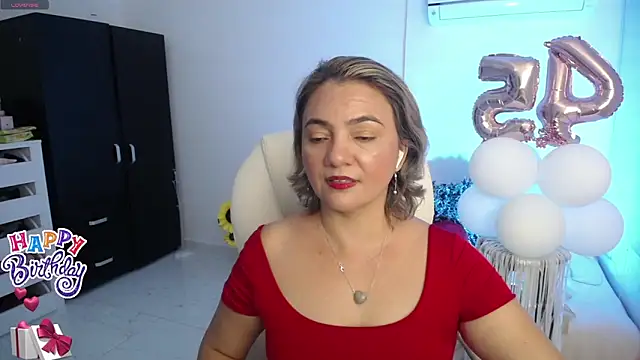 Snapshot of Ghada_milf chatting on January 13, 2025, 1:49 pm Ghada milf online show from January 13, 2025, 1:49 pm